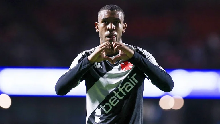 В «Васко да Гама» рассказали, как удалось убедить Райана отказать «Зениту»