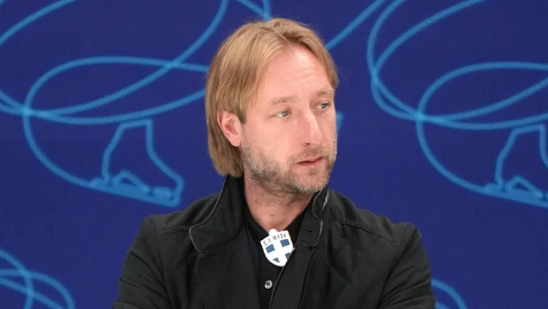 Мать Костылёвой ответила на заявление Плющенко о расходах академии