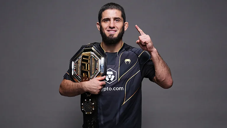 Биспинг: «Боксировать с Делла Маддаленой — плохая идея для Махачева»