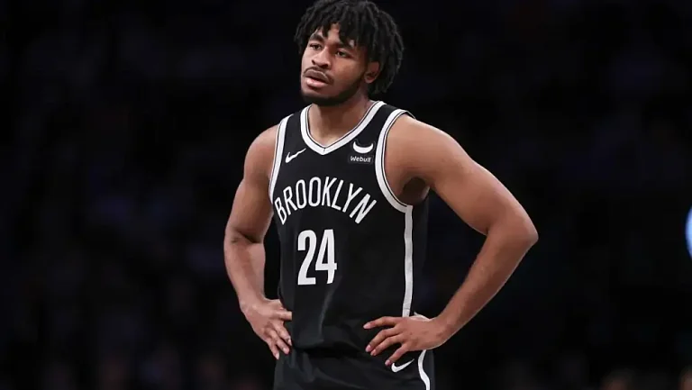 Защитник «Бруклина» Кэм Томас резко ответил на критику в свой адрес