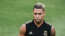 Мариано Диас  готовиться к сезону с «Алавесом»