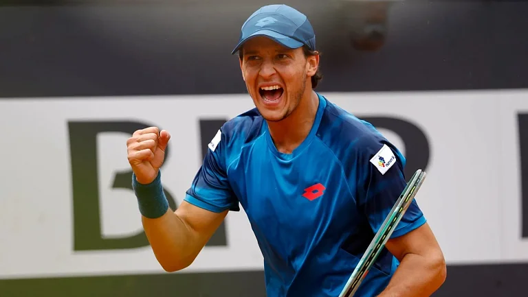 Дардери захотел в туалет и убежал с корта сразу после победы на Australian Open