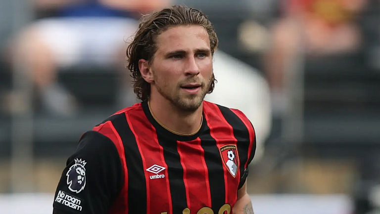 Инсайдер Романо: Забарный прилетел в Париж, чтобы перейти в ПСЖ