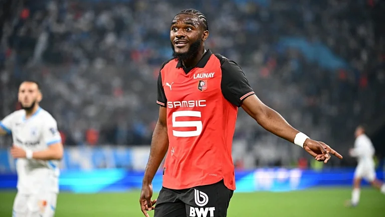 Защитник «Ренна» Лилиан Брассье может пропустить старт сезона из-за травмы