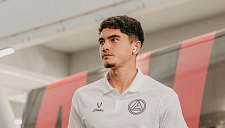 «Акрон» объявил о расторжении контракта с Эсановым