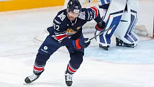 Агент Кузнецова пояснил, когда хоккеиста включат в состав «Металлурга»