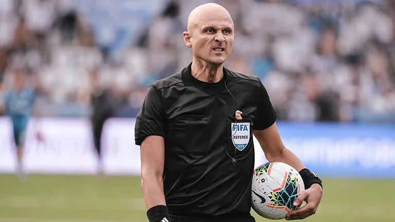 Самый неудачный сезон для арбитра Сергея Карасева
