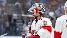 Сергей Бобровский сокращает отрыв от Василевского в гонке за звание лучшего российского голкипера в плей-офф НХЛ