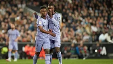 Винисиус и Камавинга посетили матч команды из Вальдепеньяса