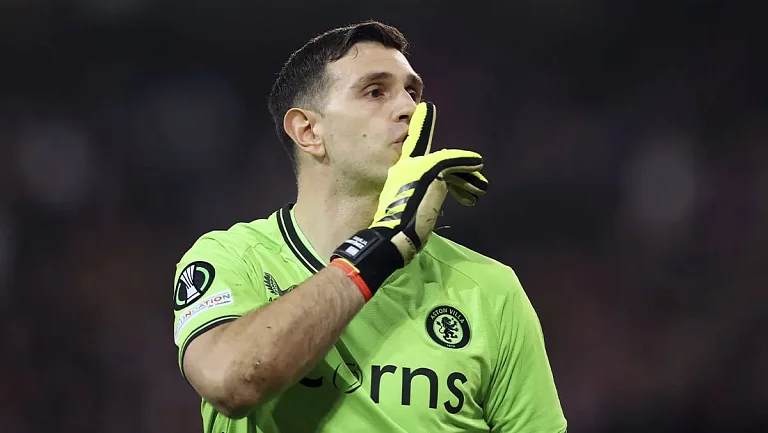 «Астон Вилла» готова расстаться с двумя звездами