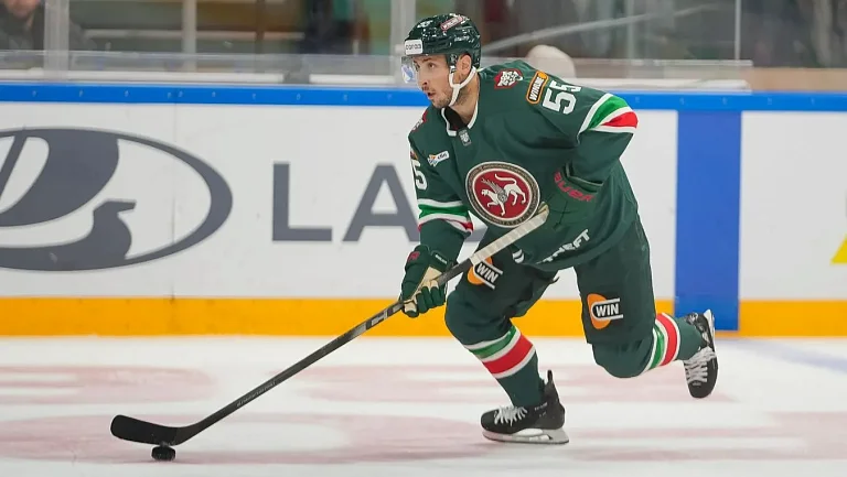 Форвард «Ак Барса» Хмелевский назвал матч с «Салаватом» особенным