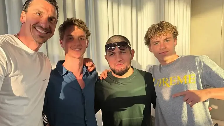 Хабиб Нурмагомедов опубликовал фото со встречи с Златаном Ибрагимовичем