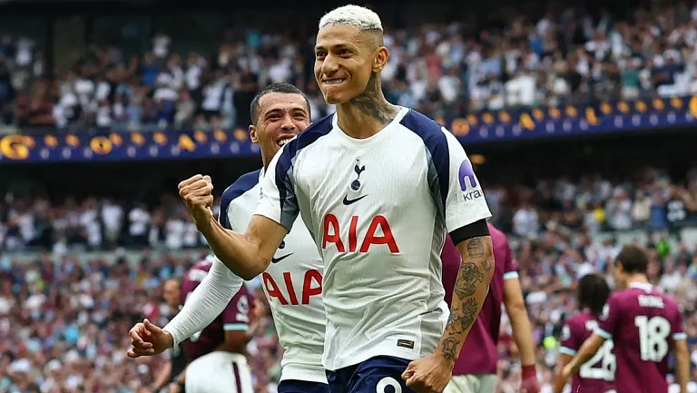 «Тоттенхэм» предложил Ришарлисона «Кристал Пэлас» за Эзе