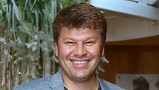 Губерниев пошутил про слова Касаткиной: В Австралии легче дышать из‑за кенгуру