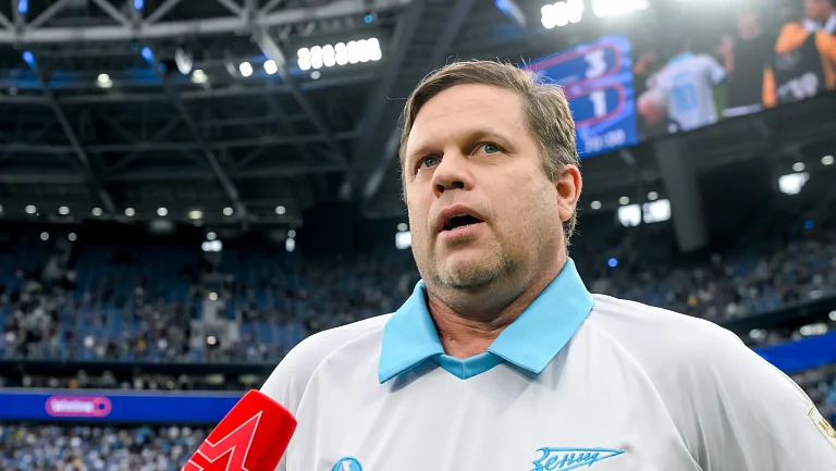 Радимов объяснил, как сломанная рука поможет Сафонову в ПСЖ