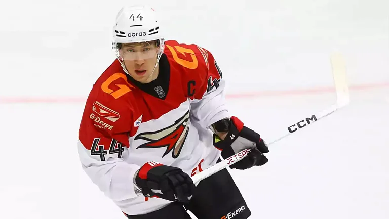 Дамир Шарипзянов сохранит роль капитана «Авангарда» в сезоне КХЛ 2025/2026