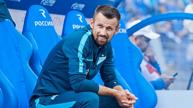 Семак опроверг слухи об уходе тренера вратарей Жевнова из «Зенита» 