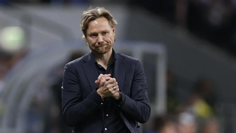 Карпин сыграет с бывшими, чемпион РПЛ примет «Локомотив»








