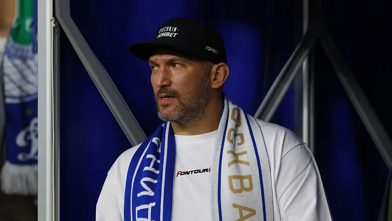 Тюкавин присоединился к чествованию Овечкина