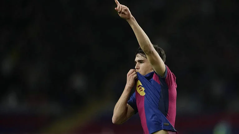 Защитник «Барселоны» Пау Кубарси будет учиться в университете