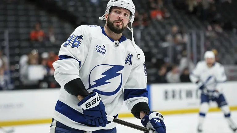 Кучеров грозит обогнать Седина по количеству сезонов с 60-ю ассистами в НХЛ