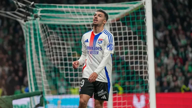 Трансфер Микаутадзе в «Вильярреал» обогатит «Мец»