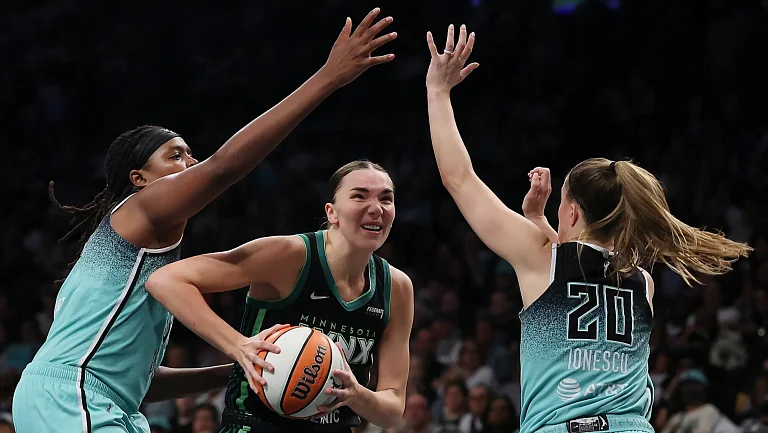 «Миннесота» обыграла «Индиану» в матче WNBA