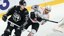 Голевая феерия в КХЛ: «Авангард» побеждает «Трактор» со счётом 8:5