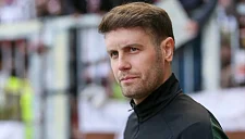 Хюрцелер: «Брайтону нужно улучшить оборону после поражения от Эвертона»