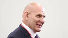 Карелин хочет прокомментировать решение UWW по возвращению символики молодым борцам