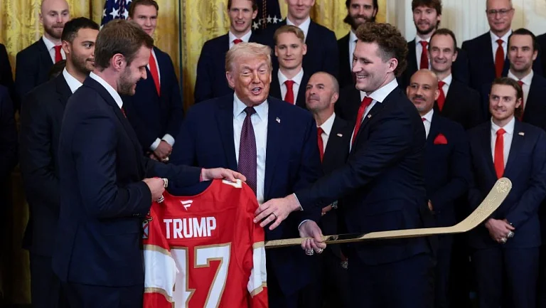 Трамп оценил победу «Флориды» в Кубке Стэнли и похвалил Бобровского