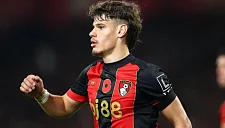 «Ливерпуль» близок к подписанию Керкеза — «Борнмут» просит больше 40 млн фунтов за защитника.
