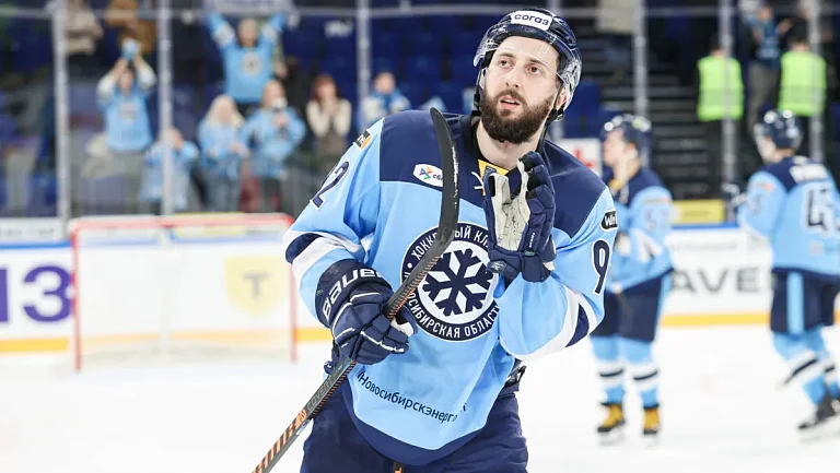 «Шанхай Дрэгонс» подписали просмотровый контракт с форвардом Рассказовым