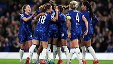 Футболистки «Челси» поддержали женщин, переживших домашнее насилие 
