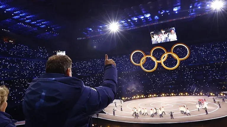 На церемонии открытия Олимпиады в Милане показали кадры Игр в Сочи