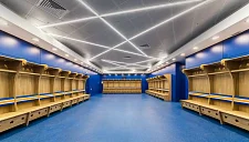 Раздевалки хоккеистов на ОИ‑2026 хотят разместить в передвижных трейлерах