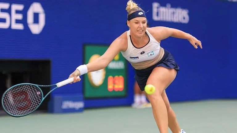 Российская теннисистка Анна Блинкова вышла в финал турнира в Цзюцзяне
