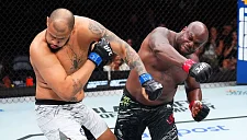 Льюис уничтожает Тейшейру за 35 секунд на UFC в Нэшвилле