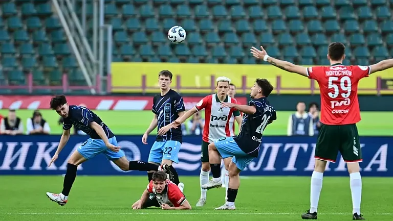 «Локомотив» уверенно обыгрывает «Пари НН» в Грозном со счетом 3:2