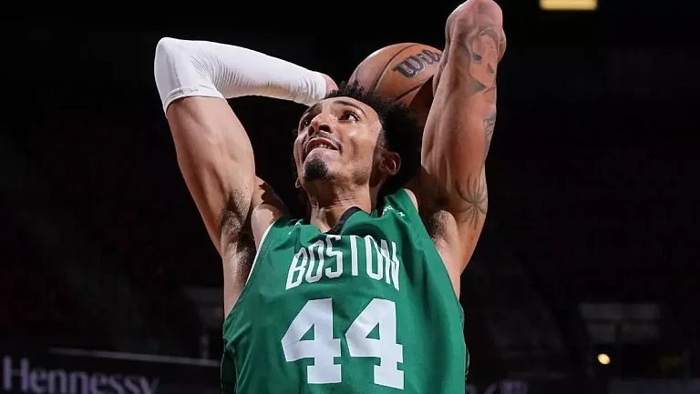 Майлз Норрис официально подписал контракт с «Барселоной» 