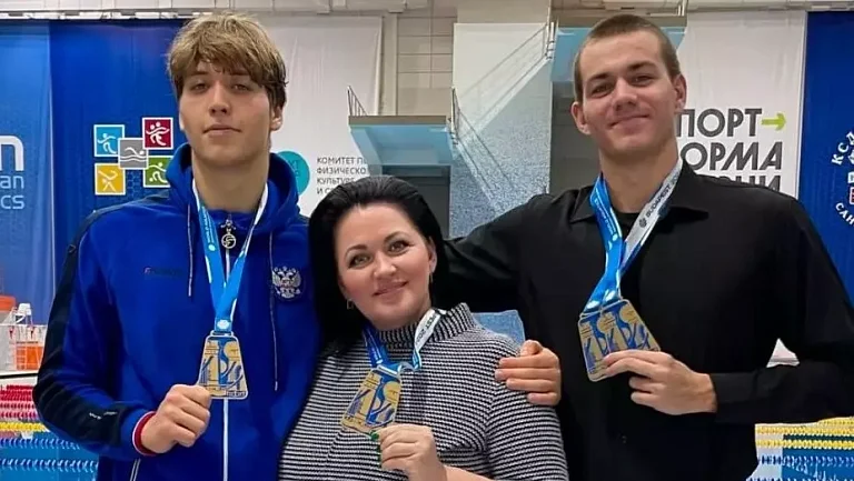 Тренер чемпионов мира по плаванию Байдалова: «Ставлю ребятам только 3 с плюсом»