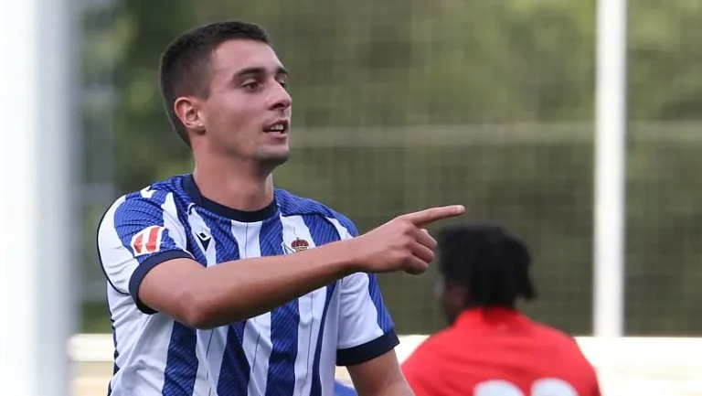 «Депортиво» интересуется Каррикабуру из «Реал Сосьедад»