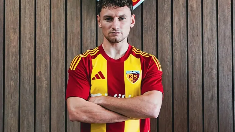 Чалов хочет выступить с заявлением после перехода в турецкий «Кайсериспор»