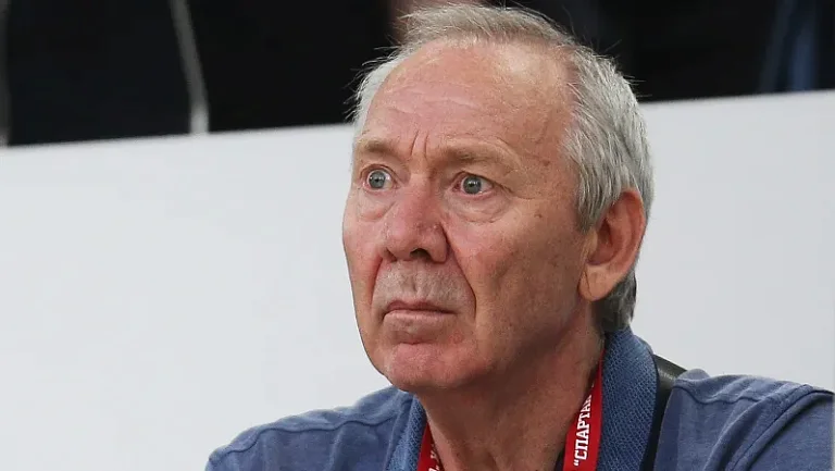 Романцев вступился за Станковича, раскритиковав «злобные обвинения в его спину»