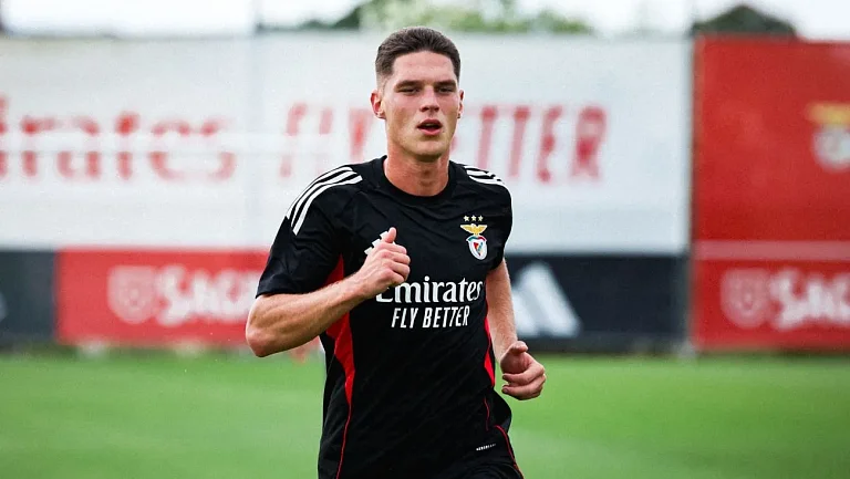 Георгий Судаков провёл первый матч за «Бенфику» после аренды из «Шахтёра»