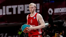 Невеста Даниила Касаткина вынужденно покинула Францию