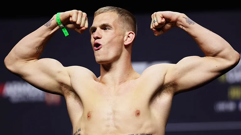 Иан Гарри: Стану сильнейшим бойцом планеты, если одолею Махачева