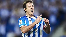 Микель Оярсабаль стал пятым атакующим полузащитником «Реал Сосьедад»