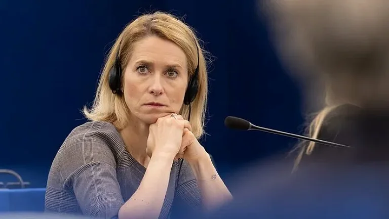 Каллас хочет назвать освистывание Вэнса на ОИ-2026 «европейской гордостью»