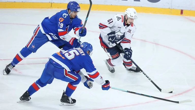 СКА проиграл «Нефтехимику» и продолжил неудачную серию в КХЛ